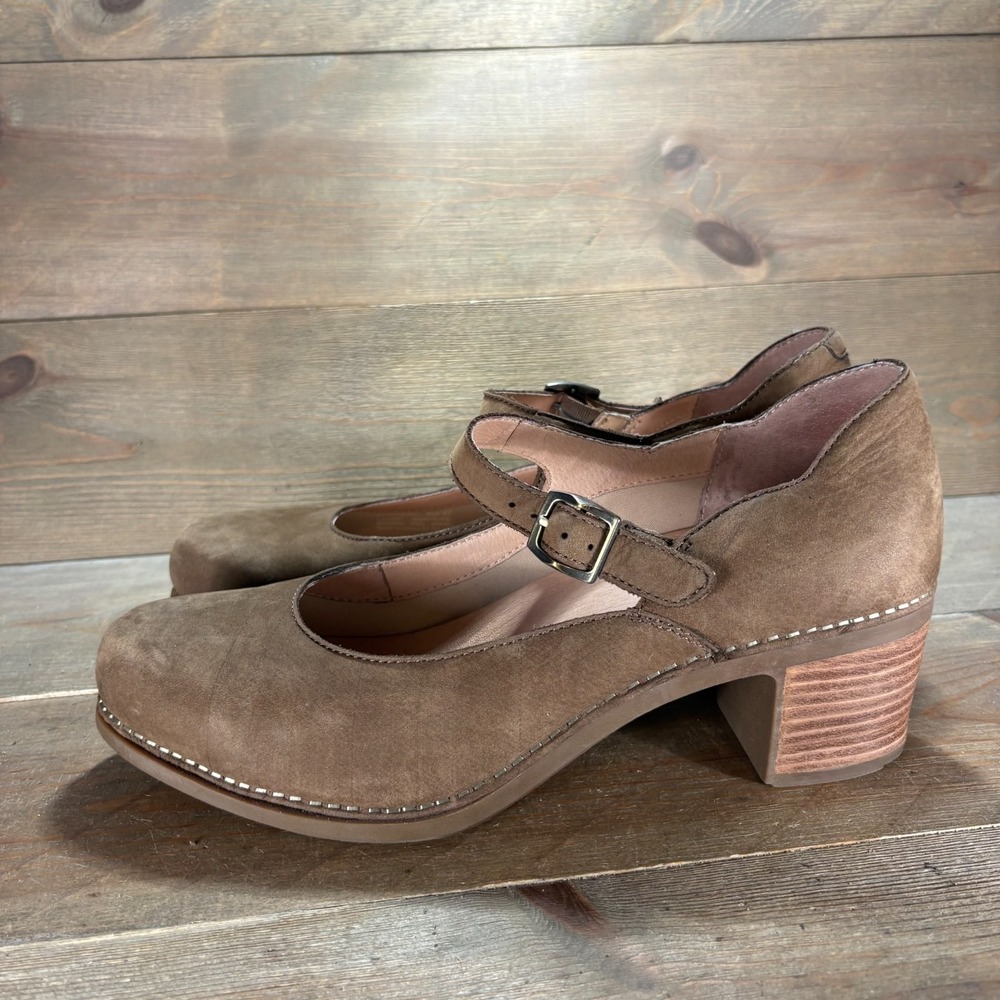 Dansko Harlo Womens size 42 shoes Taupe Suede Mary Jane Buckle Block Heel pumps